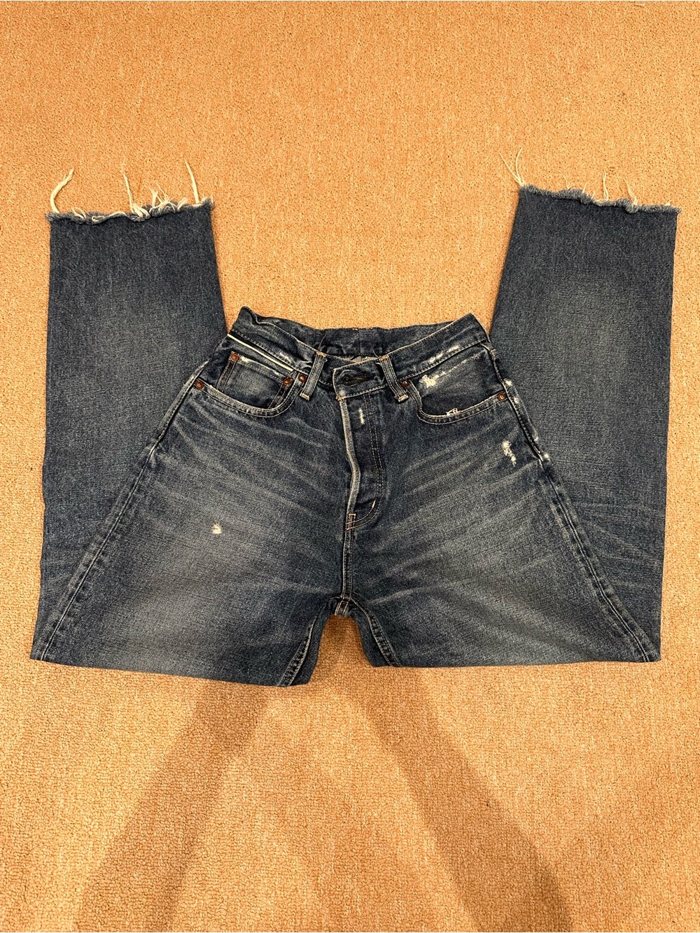 Moussy Women's Dark Washed Blue Straight-Leg Jeans with Raw Hem